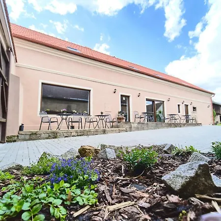 U Trautyho 게스트하우스